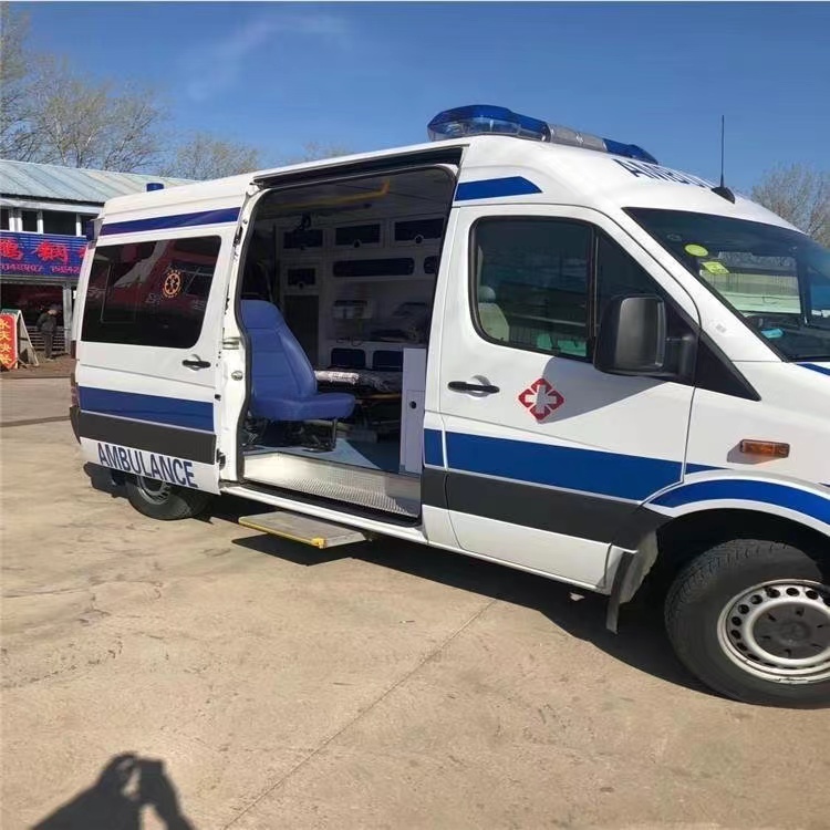 万冲镇私人长途救护车出租转院回家